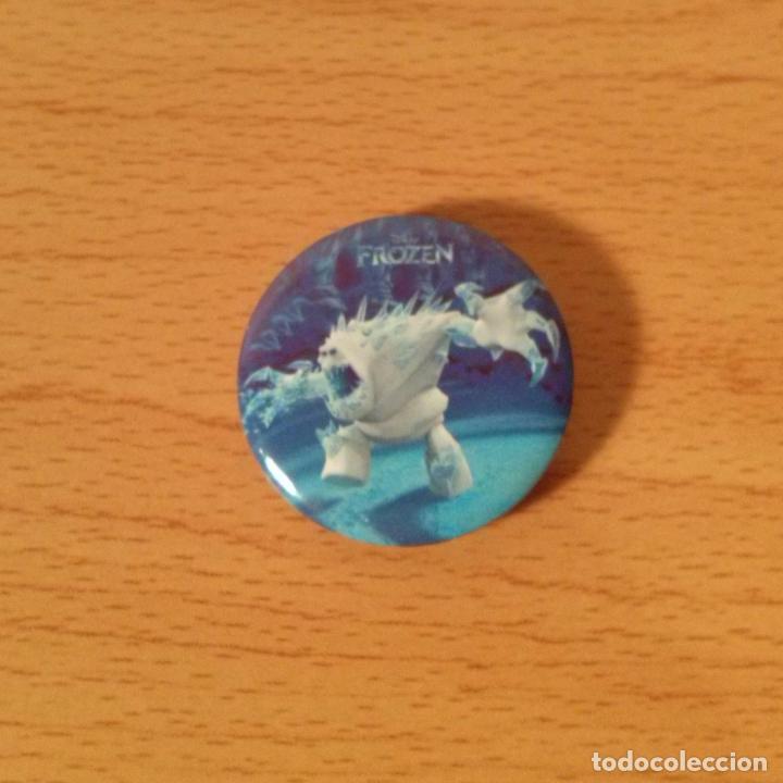 Pins de colecci&oacute;n: Chapa/pin Alfiler imperdible. Frozen de Disney. 30mm. Monstruo de nieve. Marshmallow.