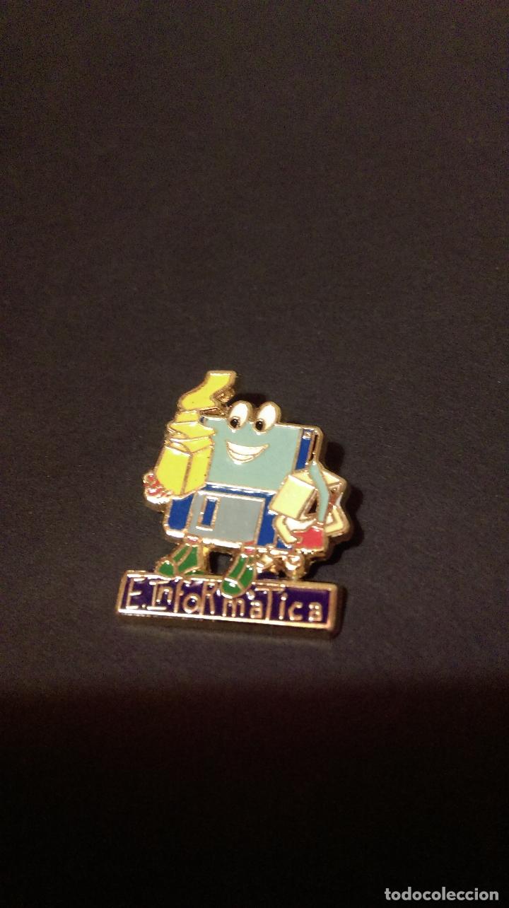 Pins de colecci&oacute;n: Pin E informatica Tarragona - Foto 1