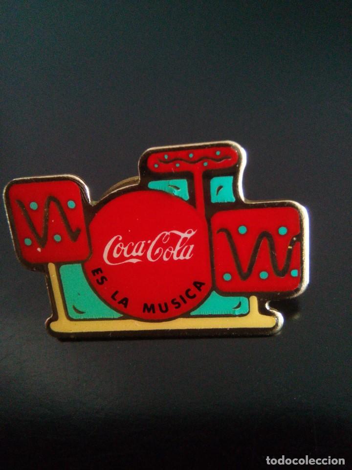 Pins de colecci&oacute;n: Pin Coca Cola es la musica - Foto 3