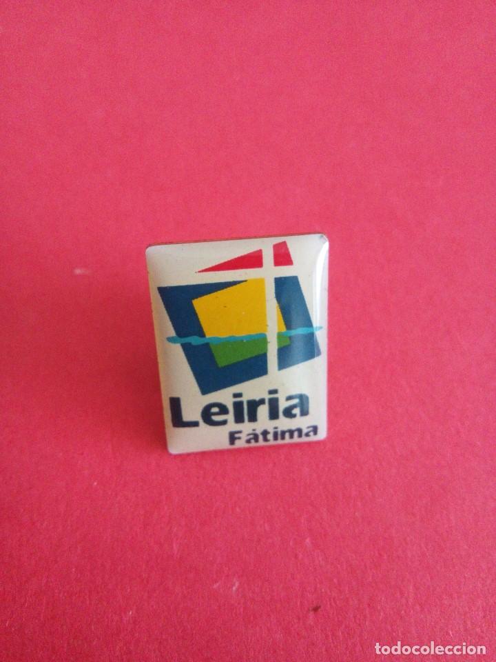 Pins de colecci&oacute;n: Pin turismo - Leiria - F&aacute;tima - Portugal