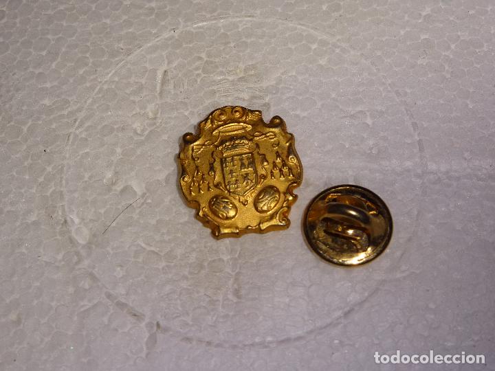 Pins de colecci&oacute;n: PIN RELIGIOSO SEMANA SANTA. ESCUDO HER&Aacute;LDICO. HER&Aacute;LDICA COFRADE M&Aacute;LAGA. HERMANDAD CRISTO AGONIA