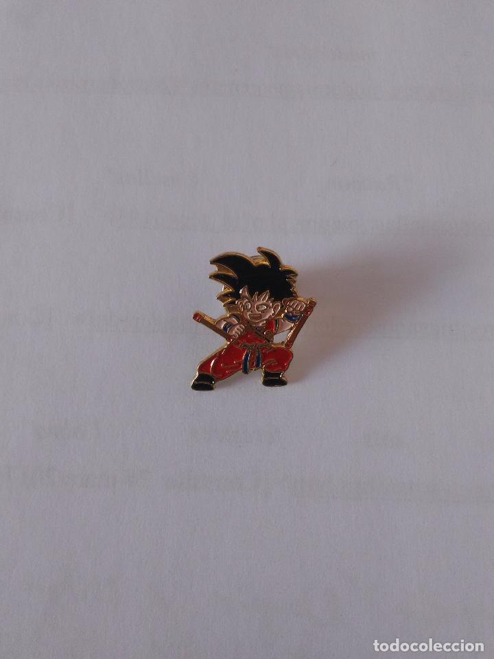Pins de colecci&oacute;n: PIN DRAGON BALL Z, BOLA DE DRAG&Oacute;N Z - SON GOKU (NI&Ntilde;O)