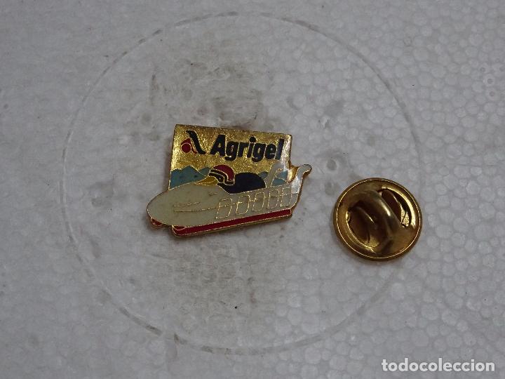 Pins de colecci&oacute;n: PIN AGRIGEL CONGELADOS. BOBSLEIGH - Foto 1