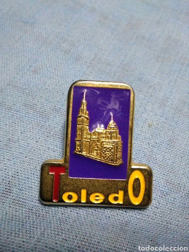 Pins e Spille di collezione: Pin turistico poblacion ciudad Toledo