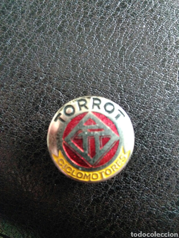 Pins e Spille di collezione: Pin tipo insignia solapa Torrot ciclomotore s motocicleta moto Bicicleta