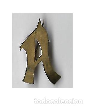Pin's de collection: ANTIGUO PIN DE AGUJA   **  LETRA  A    **