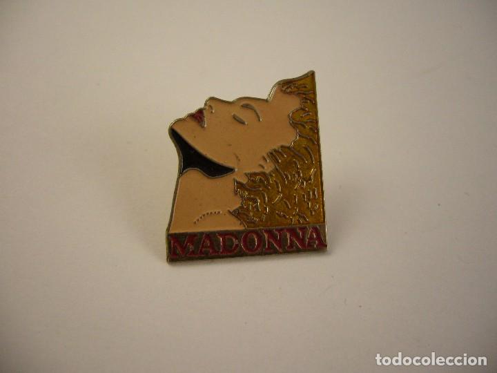 Pins de colecci&oacute;n: Pin madonna le falta el agarre