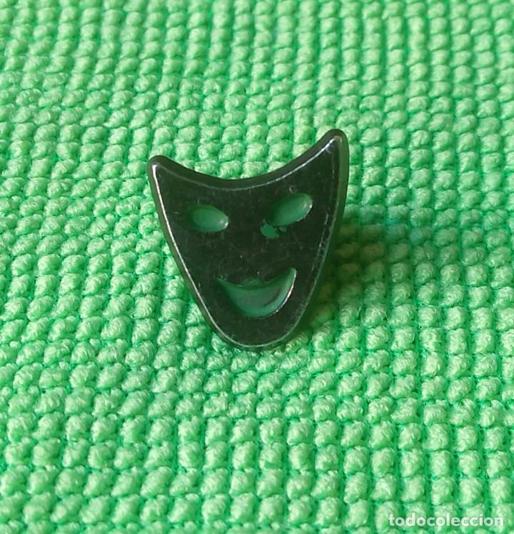 Pins de colecci&oacute;n: PIN MASCARA. - Foto 1