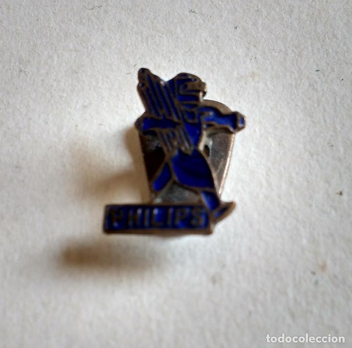 Pins de colecci&oacute;n: INSIGNIA OJAL PHILIPS TUBOS DE NEON,  A&Ntilde;OS 60