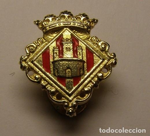 Pins de colecci&oacute;n: Insignia de ojal del Ayuntamiento de Castell&oacute;n.