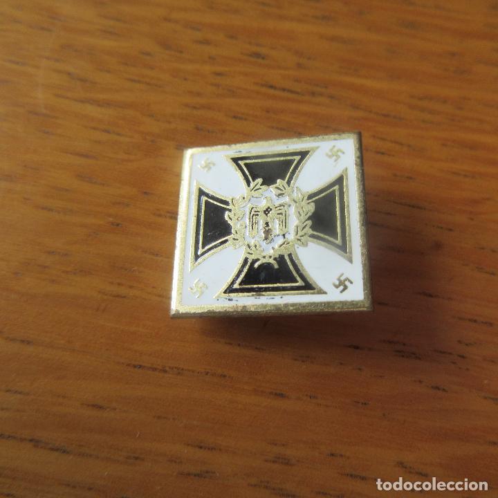 Pins de colecci&oacute;n: insignia alemania nazi, divisi&oacute;n azul, a&ntilde;os 70