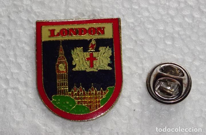 Pins de colecci&oacute;n: PIN DE TURISMO BANDERAS HER&Aacute;LDICA. LONDRES, INGLATERRA