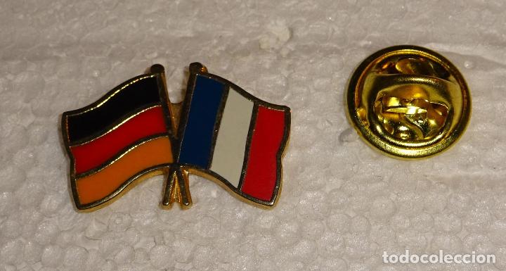 Collection pins: PIN DE TURISMO BANDERAS. BANDERA DE ALEMANIA Y FRANCIA