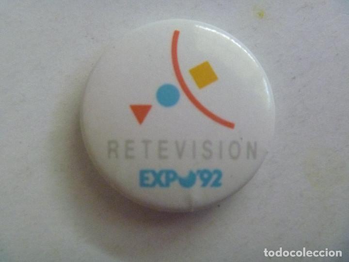 Pins de colecci&oacute;n: COLECCIONISMO EXPO&acute;92 DE SEVILLA : CHAPITA DEL PABELLON DE RETEVISION