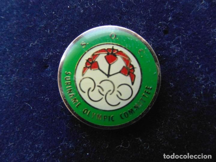 Pins de colecci&oacute;n: Pin oficial del equipo olimpico de Suriname de los Juegos Olimpicos de Barcelona 1992