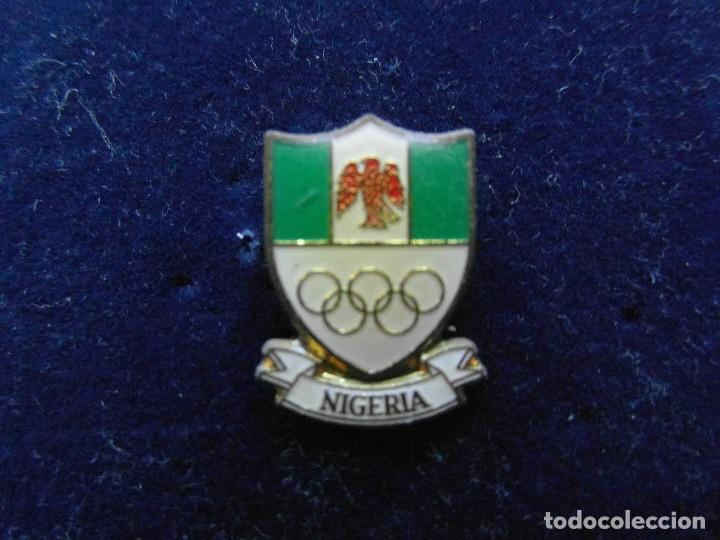 Pins de colecci&oacute;n: Pin oficial del equipo olimpico de Nigeria de los Juegos Olimpicos de Barcelona 1992