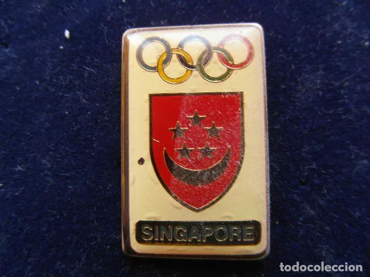 Pins de colecci&oacute;n: Pin oficial del equipo olimpico de Singapur de los Juegos Olimpicos de Barcelona 1992