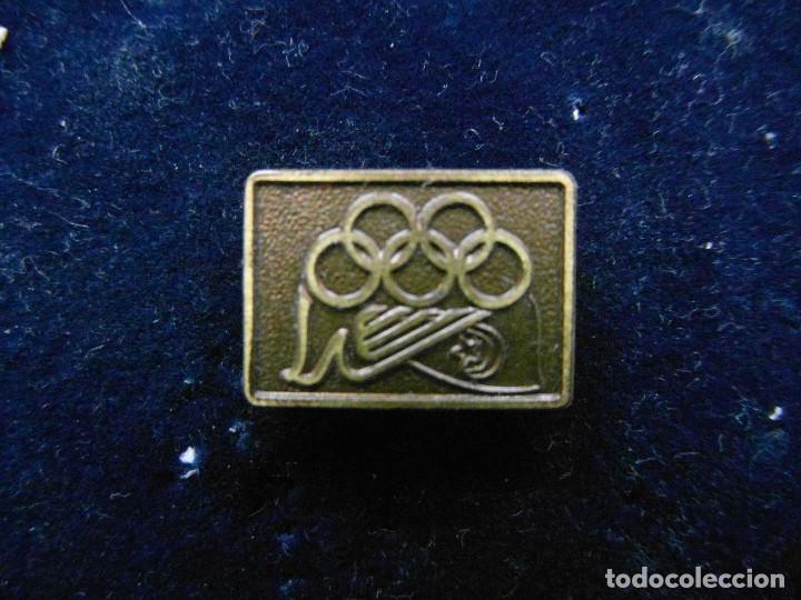 Pins de colecci&oacute;n: Bonito pin de los Juegos Olimpicos. A&ntilde;o 1992