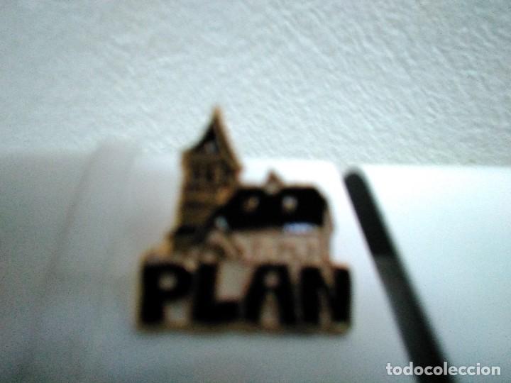 Pin's de collection: Pin de la localidadde Plan (Huesca)