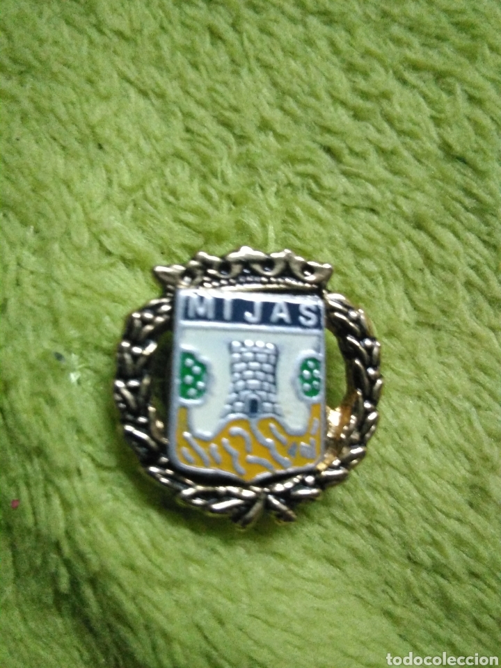 Sammlung von Pins: Pin escudo Heraldico Mijas