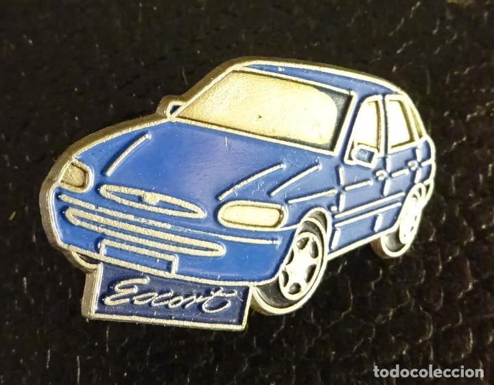 Pins de colecci&oacute;n: PIN FORD ESCORT - Foto 1