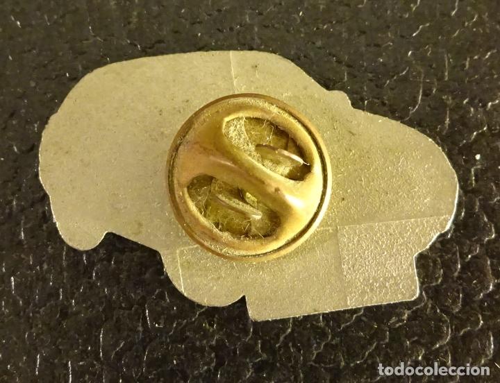 Pins de colecci&oacute;n: PIN FORD ESCORT - Foto 2
