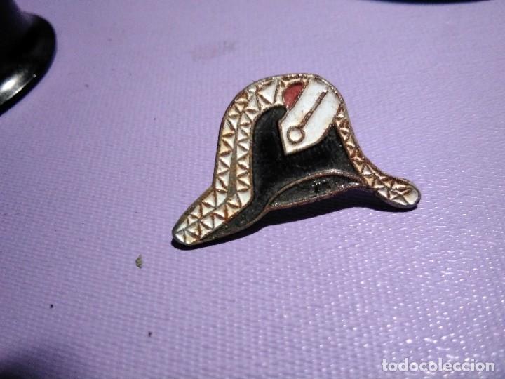 Pins de colecci&oacute;n: Pin de la colecci&oacute;n de pins 100 a&ntilde;os de la Guardia Civil
