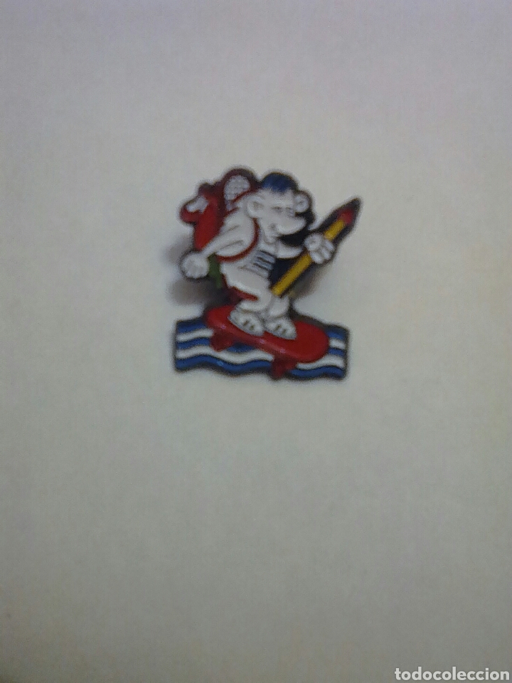Pin's de collection: Pin raton