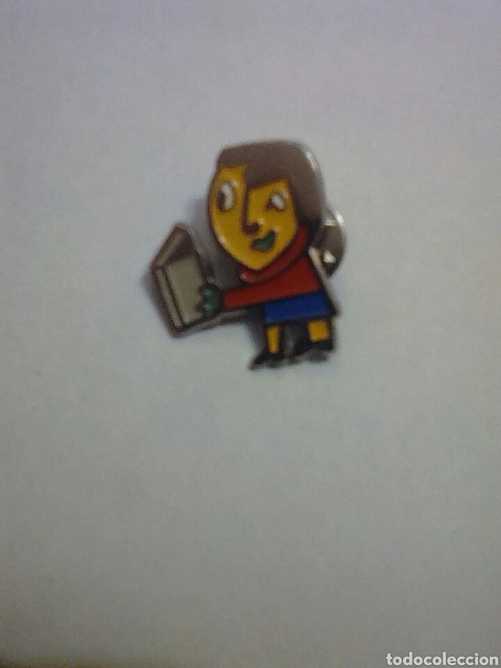 Pins de colecci&oacute;n: Pin circulo de lectores