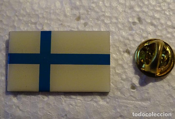 Sammlung von Pins: PIN DE TURISMO BANDERAS. BANDERA DE FINLANDIA