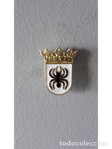 Pins de colecci&oacute;n: PIN ESCUDO ARANYEL (CASTELL&Oacute;N)