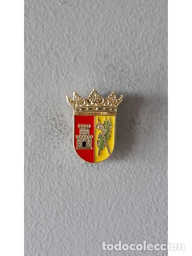 Pins de colecci&oacute;n: PIN ESCUDO VALLAT (CASTELL&Oacute;N)
