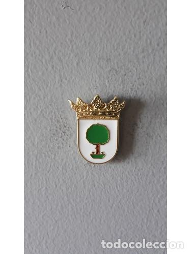 Pins de colecci&oacute;n: PIN ESCUDO LA LLOSA (CASTELL&Oacute;N)