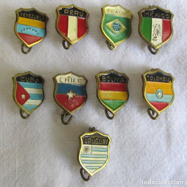 Pins e Spille di collezione: 9 pins o insignias de aguja Escudos de paises Iberoamericanos