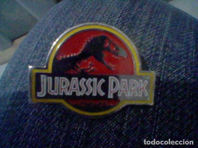 Pins de colecci&oacute;n: JURASSIC PARK PIN BADGE MODELO RARO