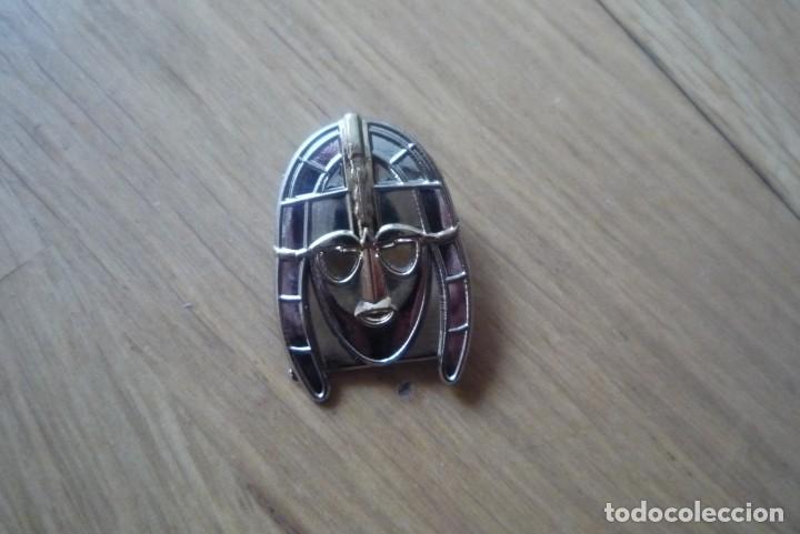 Pins de colecci&oacute;n: PIN MASCARA DE SUTTON HOO. - Foto 1