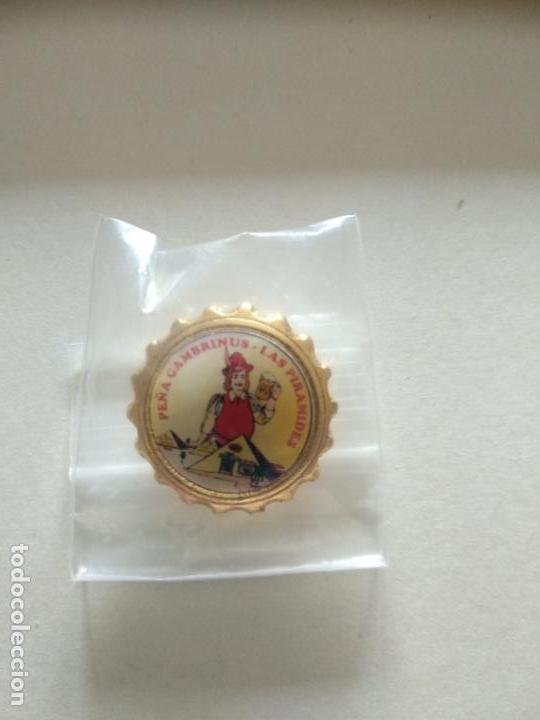 Pins de colecci&oacute;n: PIN BEBIDAS PE&Ntilde;A CRUZCAMPO GAMBRINIUS - LAS PIRAMIDES