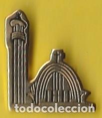 Collection pins: PIN - TARRAGONA - IGLESIA - SANTUARIO DEL LORETO - TAMA&Ntilde;O PEQUE&Ntilde;O  - METAL DORADO CALIDAD  -