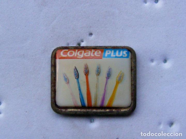 Pins de colecci&oacute;n: PIN, COLGATE PLUS