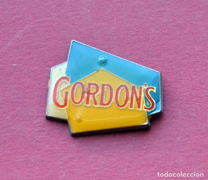 Pins de colecci&oacute;n: PINS DE GINEBRA GORDON&acute;S