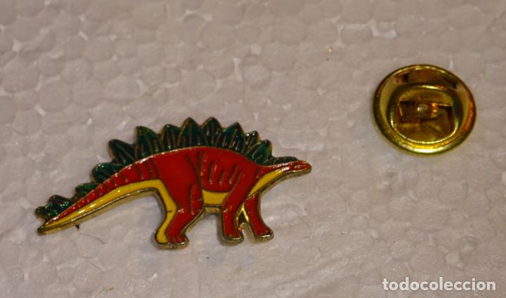 Pins de colecci&oacute;n: PIN DE ANIMALES. DINOSAURIOS. DINOSAURIO TIPO ESTEGOSAURIO