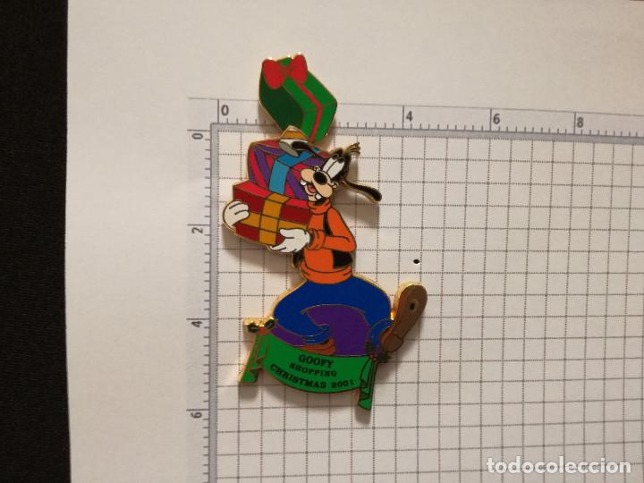 PIN TRADING OFICIAL - WALT DISNEY WORLD 2001 - GOOFY CHRISTMAS 2001 - EDICION LIMITADA 3500/U
