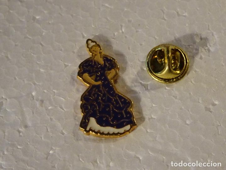 Sammlung von Pins: PIN DE TURISMO. FLAMENCA SEVILLANA. SEVILLA
