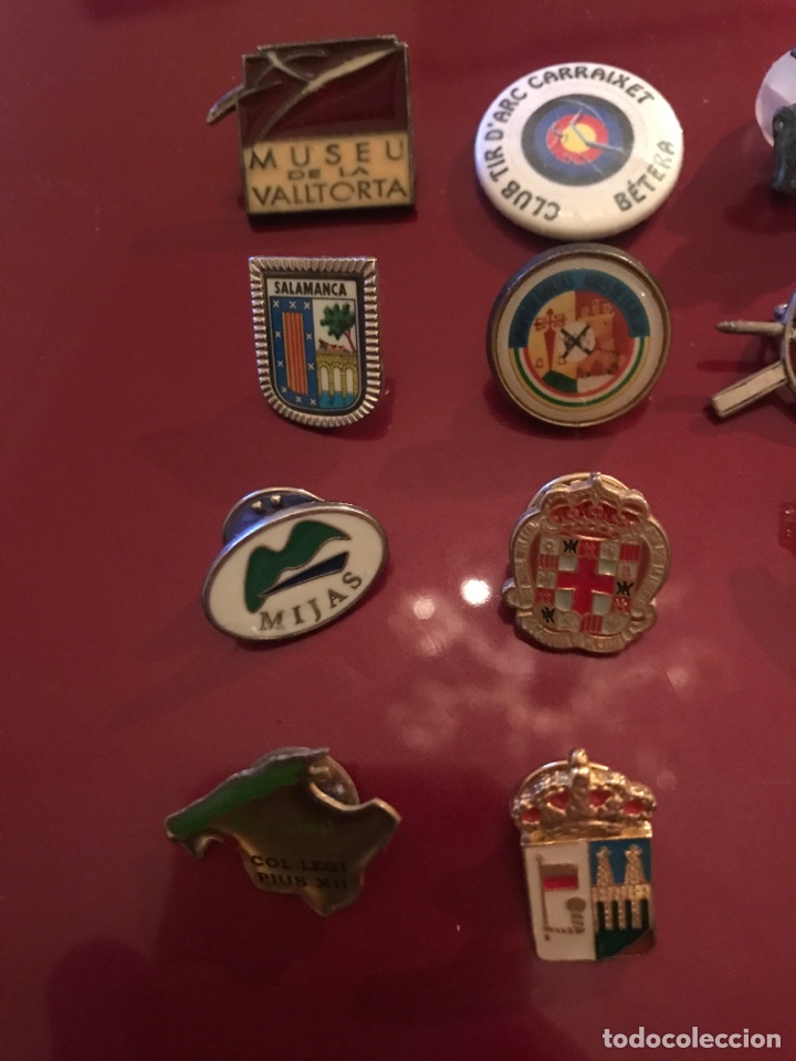 Pins de colecci&oacute;n: Lote de 16 Pins Variados - Foto 3