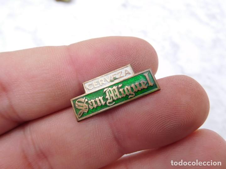 Pins de colecci&oacute;n: Insignia antigua publicidad cervezas San Miguel