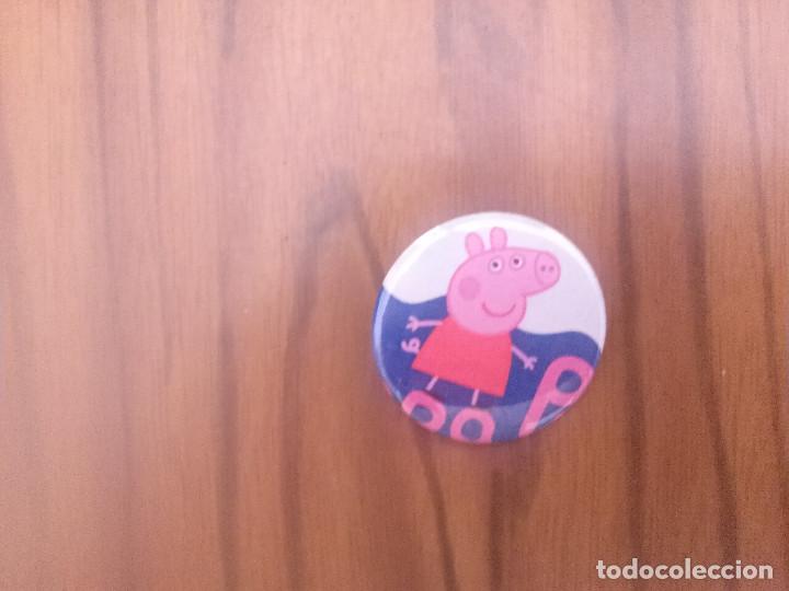 Pins de colecci&oacute;n: CHAPA. PEPPA PIG.  31 CM. PARTE DE ATR&Aacute;S MET&Aacute;LICA. BUEN ESTADO. SIN USO. RARA