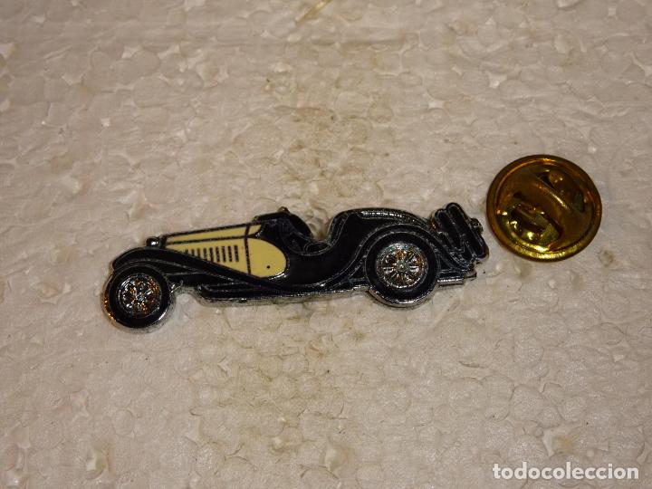 Pin's de collection: PIN DE COCHES MOTOS. COCHE CL&Aacute;SICO A&Ntilde;OS 40