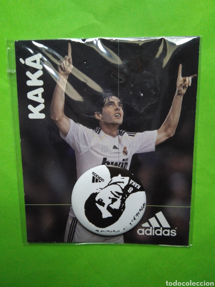 Pins de colecci&oacute;n: CHAPA DE FUTBOL CON IMPERDIBLE ADIDAS JUGADOR DE FUTBOL KAK&Aacute;