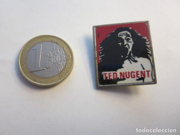 Pins de cole&ccedil;&atilde;o: PIN MADE IN ENGLAND ROCK, PUNK , HARDCORE TED NUGENT