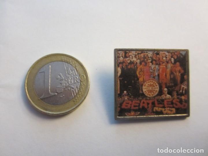 Pins de cole&ccedil;&atilde;o: PIN MADE IN ENGLAND ROCK, PUNK , HARDCORE THE BEATLES